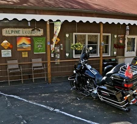 Alpine Inn Little Switzerland Exterior foto